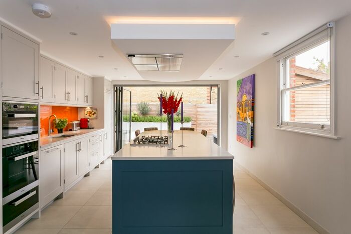 4 Bedroom End Of Terrace House To Rent In Heslop Road, London, SW12