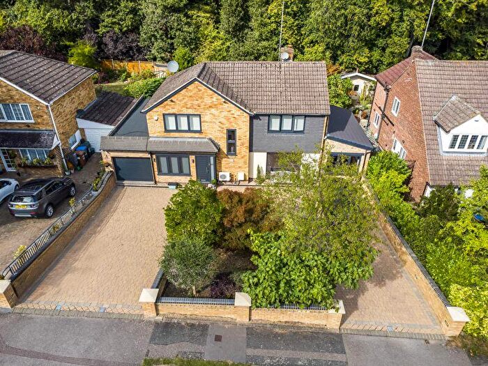 4 Bedroom Detached House For Sale In Bradgate, Cuffley, EN6