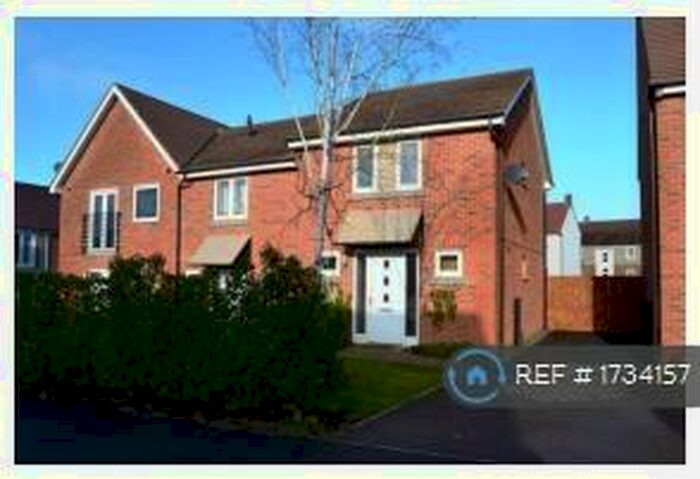 3 Bedroom Semi-Detached House To Rent In Appleton Drive, Basingstoke, RG24