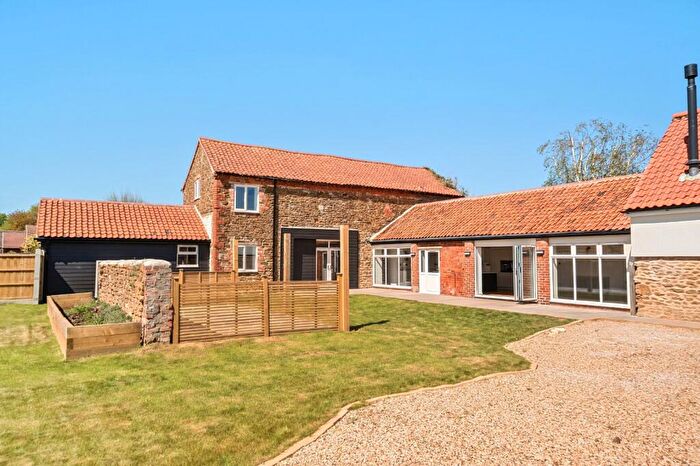 4 Bedroom Semi-Detached House For Sale In Pond Street, Great Gonerby, Grantham, Lincolnshire, NG31