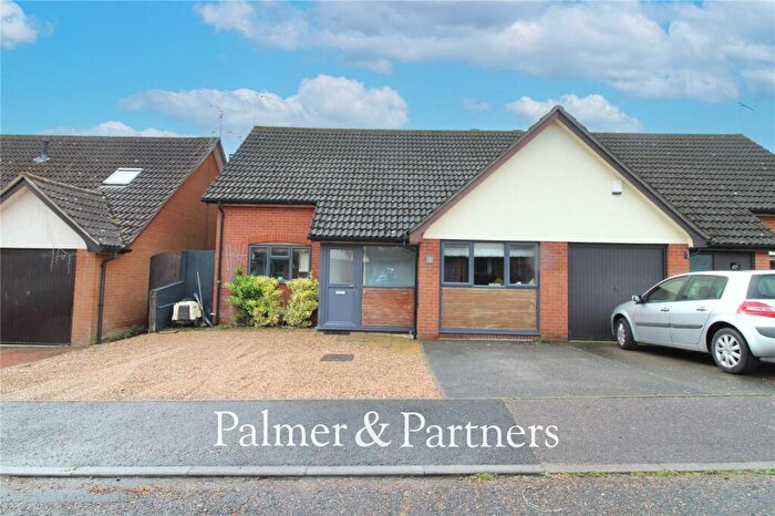 3 Bedroom Semi-Detached House For Sale In Simons Road, Woodbridge, Suffolk, IP12