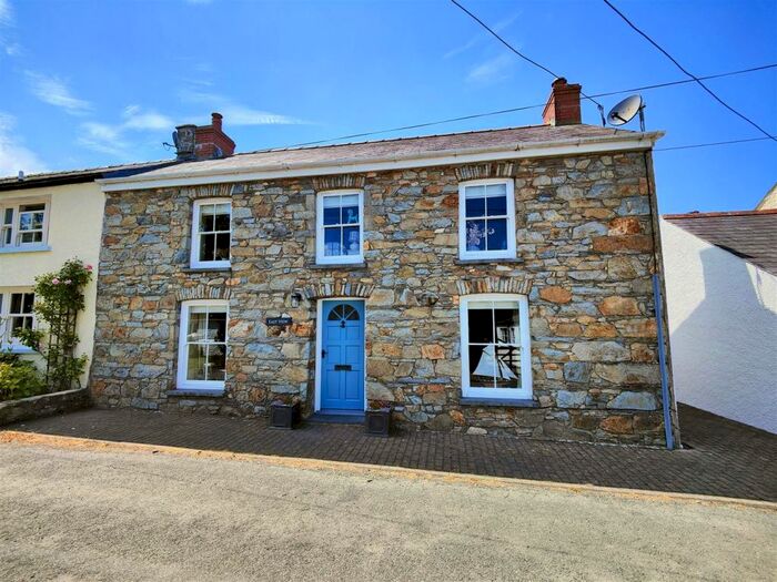 Houses for sale & to rent in SA42 0SL, Dinas Cross Newport