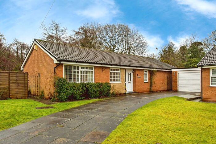 3 Bedroom Detached House For Sale In Higher Meadow, Leyland, Lancashire, PR25