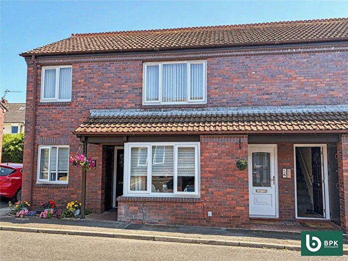 2 Bedroom Flat For Sale In Scaleby Close, Carlisle, Cumbria, CA2