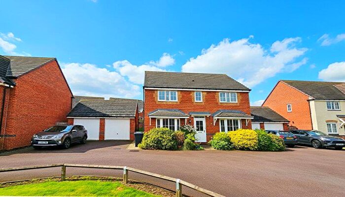 4 Bedroom Detached House For Sale In Mantella Drive, Hampton Dene, HR1