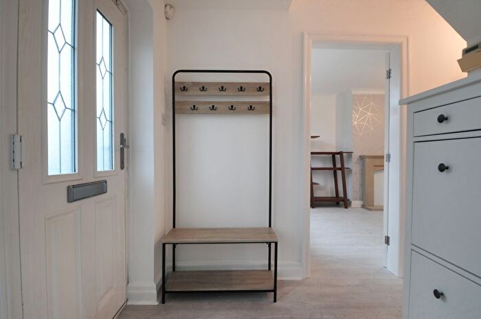 3 Bedroom Town House To Rent In Daisy Bank Avenue, Salford, M6