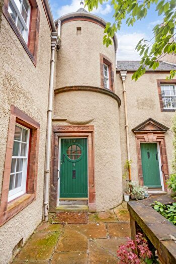 2 Bedroom Terraced House For Sale In / Spylaw Bank Road, EH13