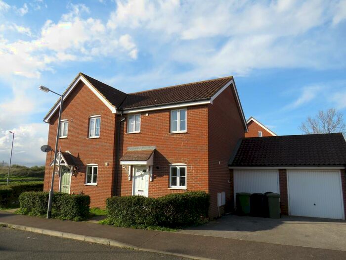 3 Bedroom Semi-Detached House To Rent In Mallard End, Downham Market, PE38