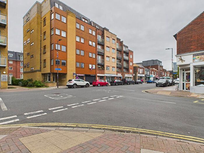 2 Bedroom Flat To Rent In Meon House, High Street, Cosham, PO6