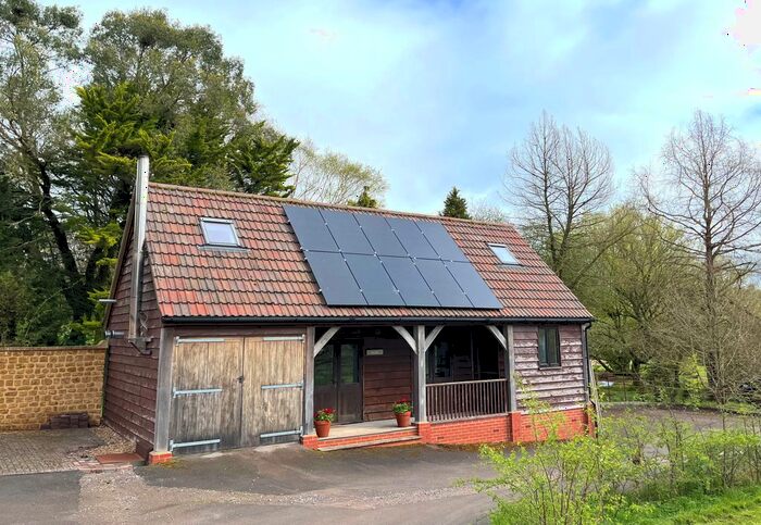 2 Bedroom Barn Conversion To Rent In Stoke Trister, Wincanton, BA9