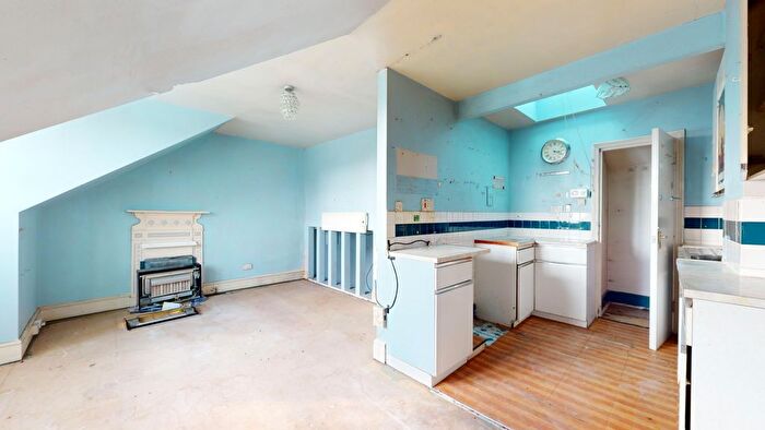 1 Bedroom Flat For Sale In Colberg Place, London, N16
