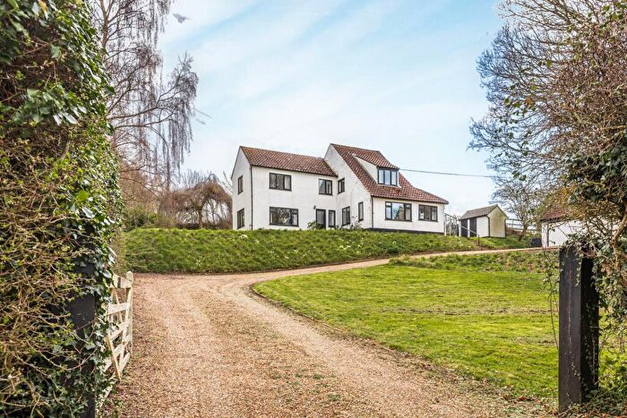 3 Bedroom Detached House For Sale In Elevated Riverside Views In Bramerton, NR14