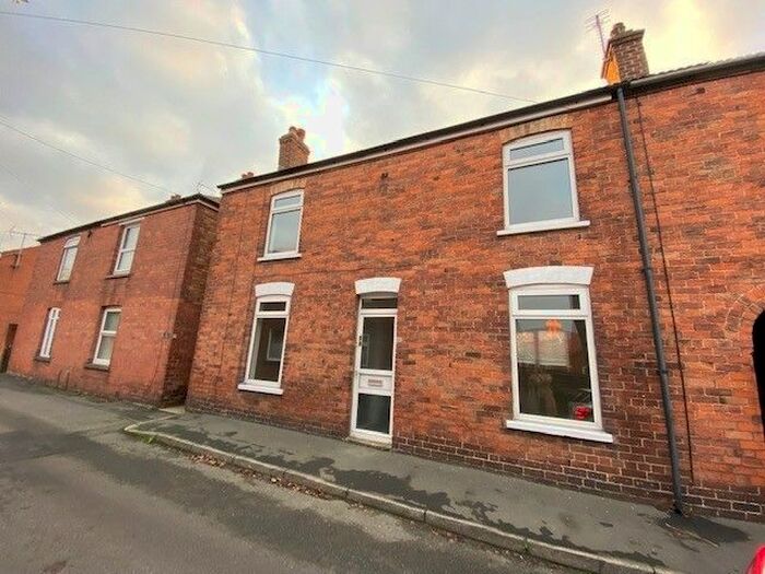 2 Bedroom End Of Terrace House To Rent In Priory Road, Louth LN11