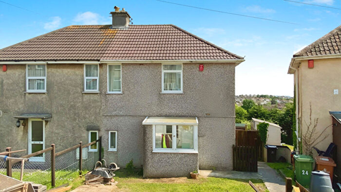3 Bedroom Semi-Detached House For Sale In Chard Road, Plymouth, PL5