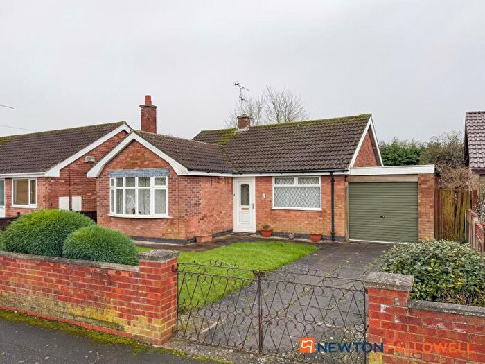 2 Bedroom Detached Bungalow For Sale In Chaucer Road, Balderton, NG24