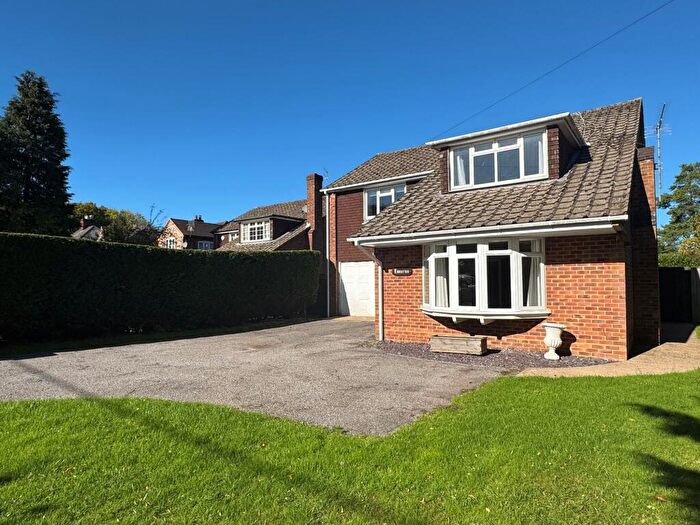 4 Bedroom House To Rent In Forge Road, Naphill, HP14