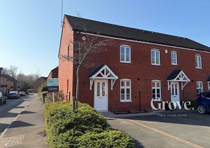 3 Bedroom End Of Terrace House For Sale In Chestnut Drive, Hagley, DY9