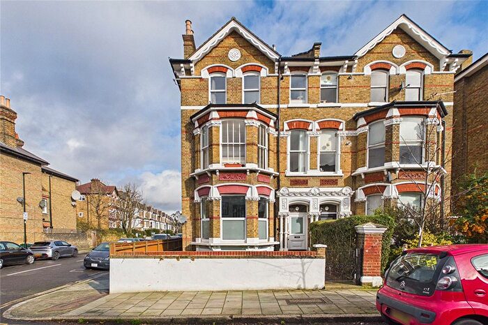 2 Bedroom Flat For Sale In Tierney Road, London, SW2
