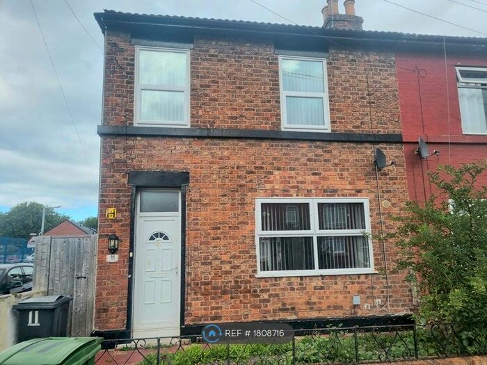 3 Bedroom Semi-Detached House To Rent In Thompson Street, Birkenhead, CH41