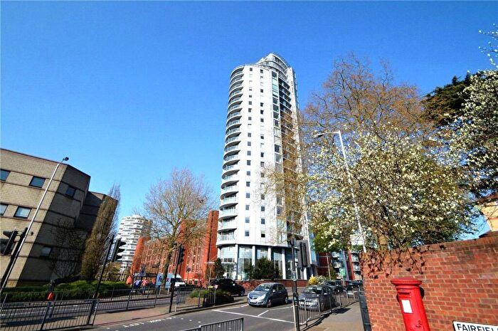 2 Bedroom Apartment To Rent In Altyre Road, Croydon, CR0