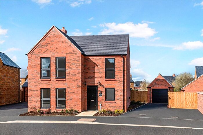 4 Bedroom Detached House For Sale In Fairmont, Stoke Orchard Road, Bishops Cleeve, Gloucestershire, GL52