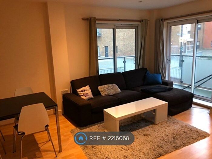 2 Bedroom Flat To Rent In Hither Green Lane, London, SE13