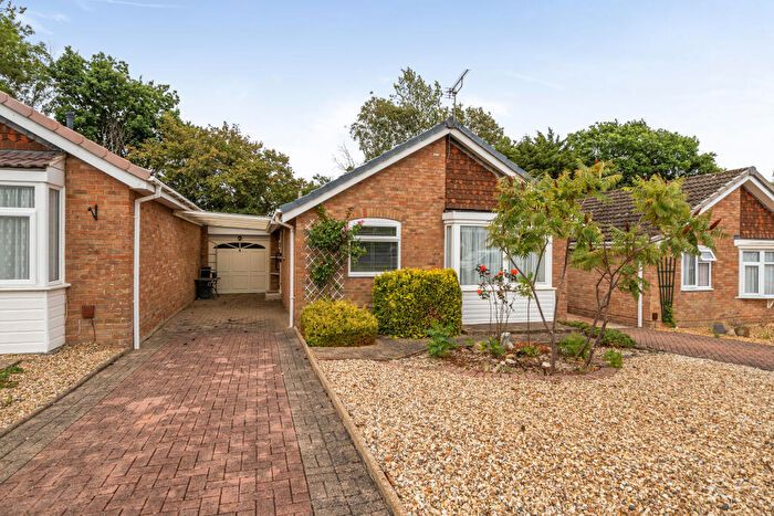 2 Bedroom Bungalow For Sale In Beverley, Toothill, Swindon, SN5