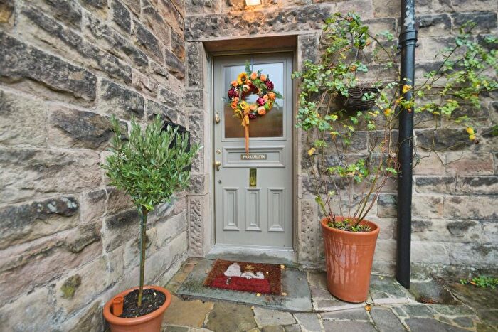 4 Bedroom Semi Detached House For Sale In Baslow Road, Bakewell, DE45