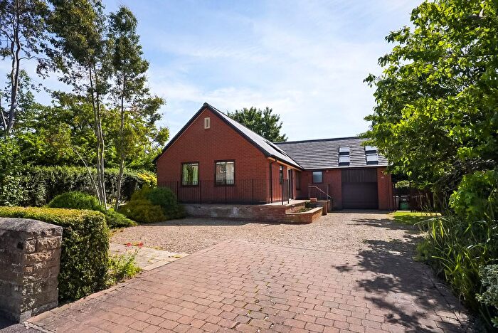 3 Bedroom Bungalow For Sale In Braunston Road, Oakham, LE15