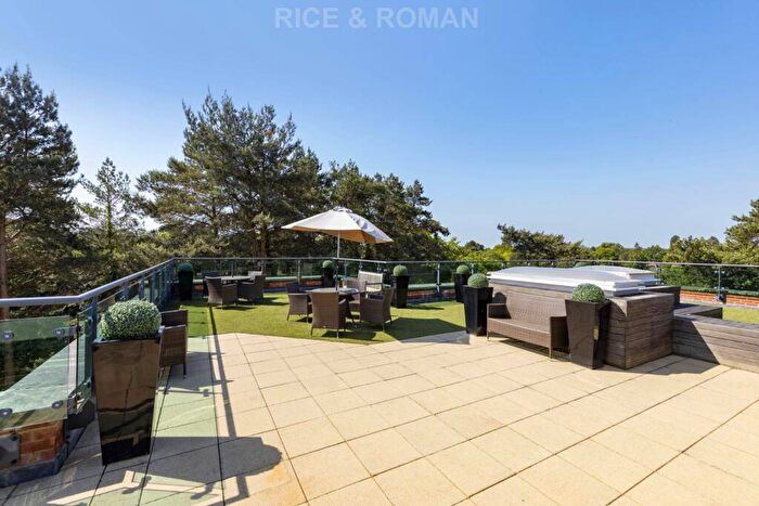 2 Bedroom Retirement Property For Sale In Stokes Lodge, Park Lane, GU15