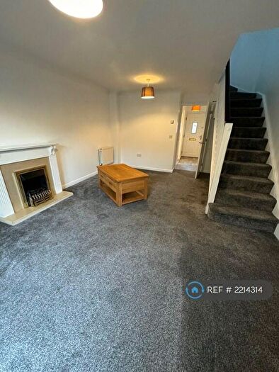 2 Bedroom Semi-Detached House To Rent In Hennessey Close, Beeston, Nottingham, NG9