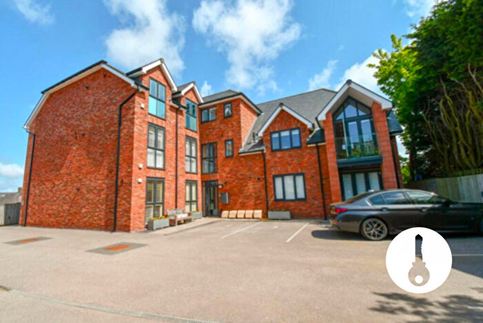 3 Bedroom Apartment For Sale In Rocky Lane, Wirral, CH60