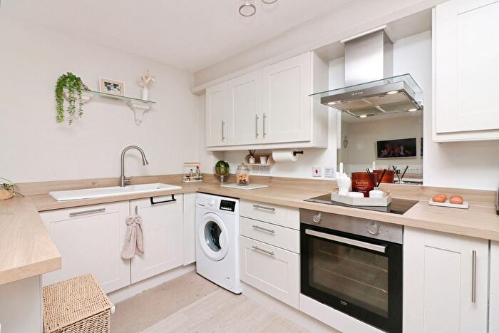 1 Bedroom Detached House To Rent In Kerr Close, Old Knebworth, Knebworth, SG3