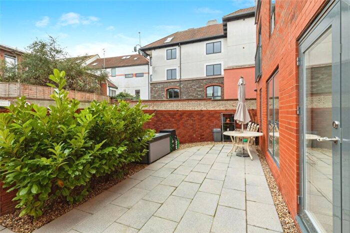 1 Bedroom Flat For Sale In Redcross Street, Bristol, BS2