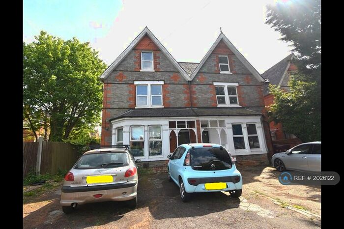 6 Bedroom Terraced House To Rent In Christchurch Road, Reading, RG2