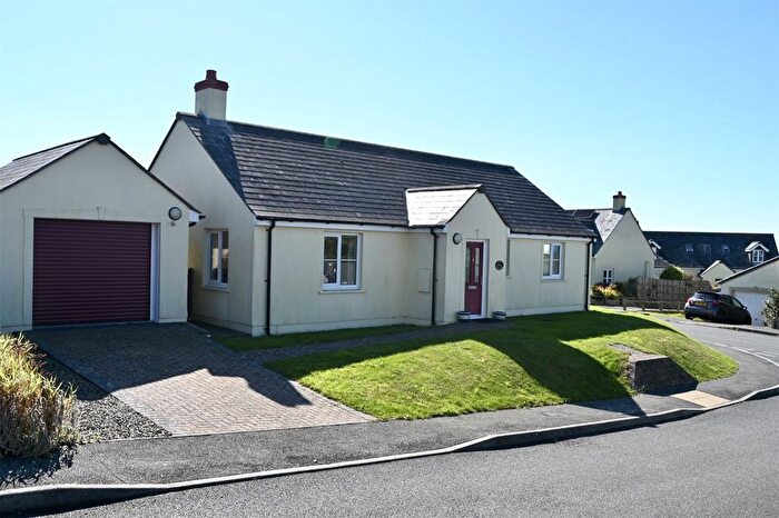 2 Bedroom Bungalow For Sale In Swanswell Close, Broad Haven, Haverfordwest, Pembrokeshire, SA62