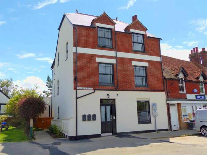 2 Bedroom Flat To Rent In Church Road, Lane End, High Wycombe, HP14