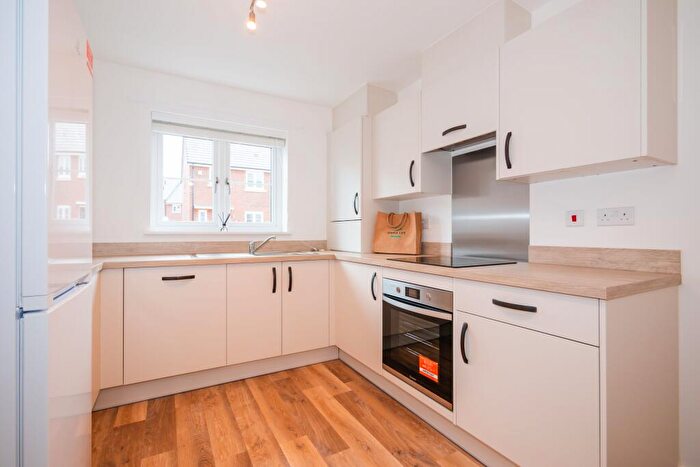 3 Bedroom House To Rent In Saunders Way, Wellingborough, NN8