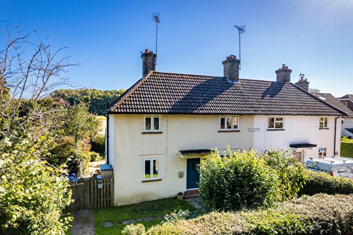 3 Bedroom Semi-Detached House For Sale In Outwood Lane, Bletchingley, RH1