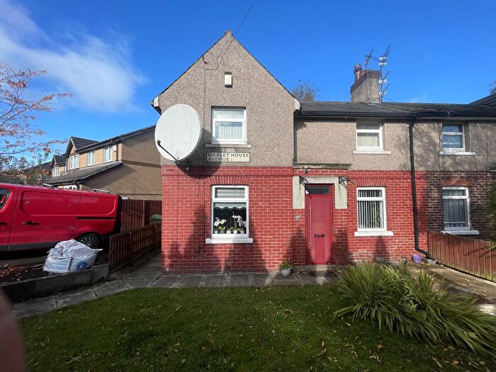 3 Bedroom Semi-Detached House To Rent In Bierley House Avenue, Bradford, West Yorkshire, BD4