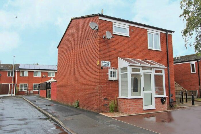 3 Bedroom Semi-Detached House To Rent In Grove Close, Manchester, M14