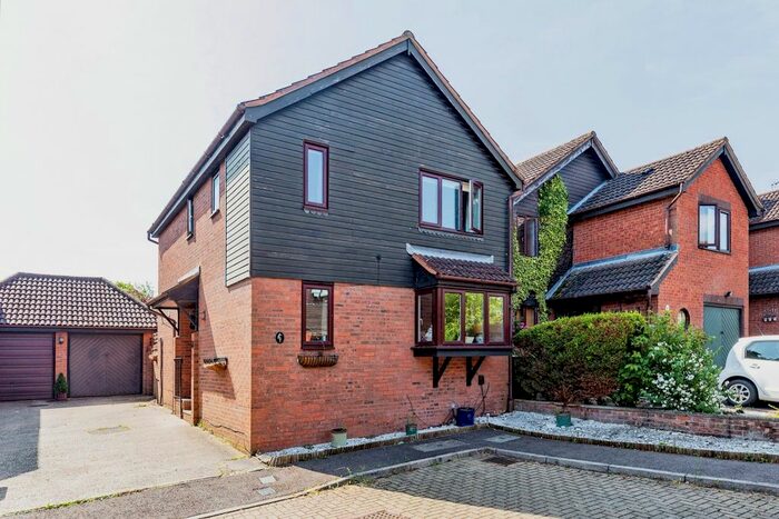 3 Bedroom Detached House To Rent In The Beaneside, Watton At Stone, Hertford, SG14