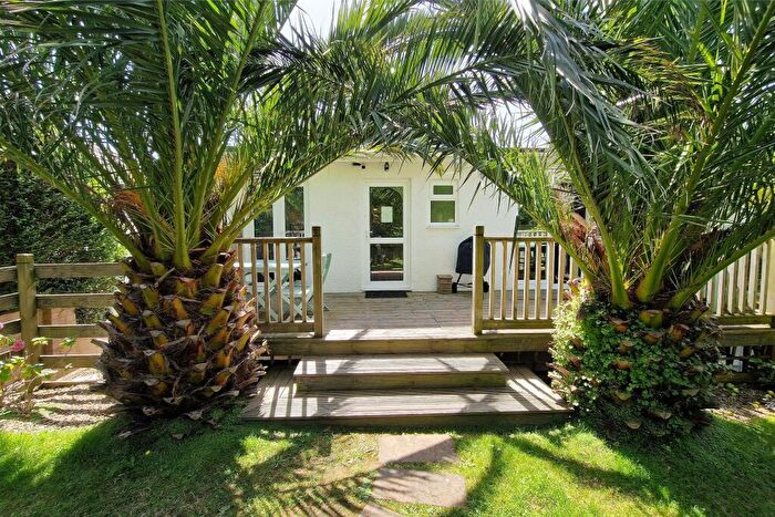4 Bedroom Apartment For Sale In Woolacombe, EX34