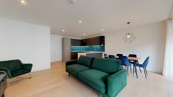 3 Bedroom Flat To Rent In Gorsuch Place, London, E2