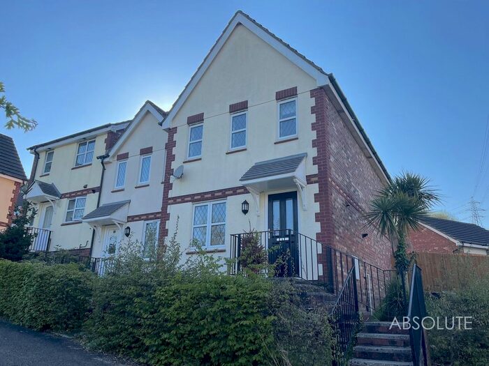 3 Bedroom Terraced House To Rent In Kittiwake Drive, Torquay, TQ2