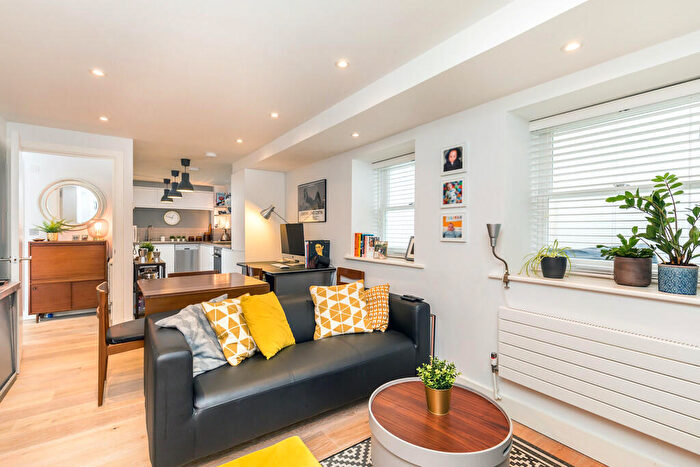 1 Bedroom Flat To Rent In Marlborough Place, Brighton, BN1