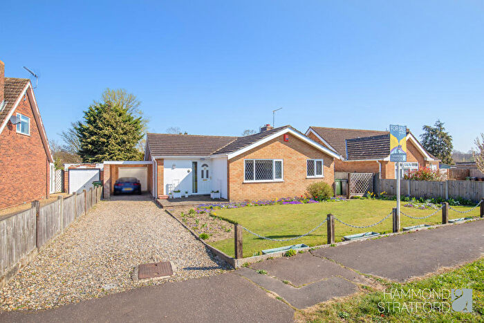 3 Bedroom Detached Bungalow For Sale In Oakfields Close, Cringleford, NR4