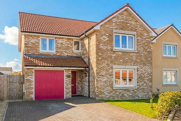 4 Bedroom Detached House For Sale In Blair Road, East Calder, Livingston, EH53