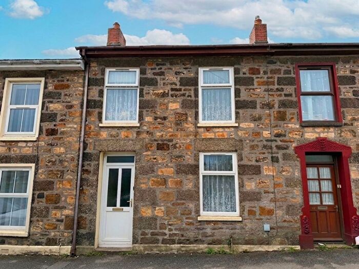 2 Bedroom Terraced House For Sale In North Roskear Road, Camborne, TR14