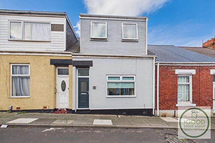 2 Bedroom Terraced House For Sale In Shepherd Street, Sunderland, SR4
